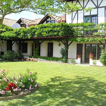 Le Petit Manoir De Campagne Konukevi 4*